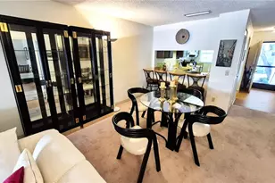 3807 N Oak Dr, Tampa, FL 33611 - Photo 5