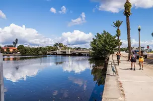 2400 Coffee Pot Blvd NE, Saint Petersburg, FL 33704 - Photo 11