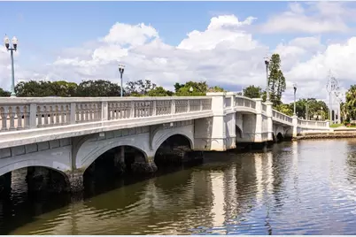 2400 Coffee Pot Boulevard NE, Saint Petersburg, FL 33704 - Photo 3