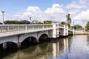 2400 Coffee Pot Blvd NE, Saint Petersburg, FL 33704 - Photo 3