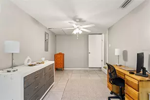 1215 E Lambright St, Tampa, FL 33604 - Photo 13