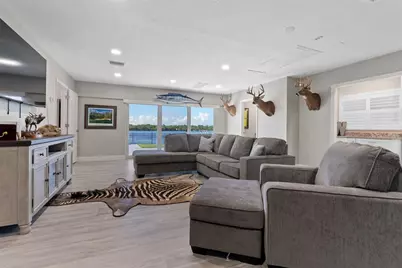 3422 W Shell Point Road, Ruskin, FL 33570 - Photo 37