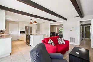 19254 Blount Rd, Lutz, FL 33558 - Photo 13