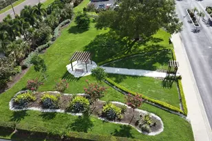 5108 Brittany Dr S, Saint Petersburg, FL 33715 - Photo 19