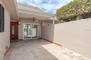 417 E Boca Ciega Point Blvd N, Saint Petersburg, FL 33708 - Photo 5