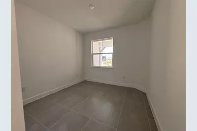 1596 Tavira Place, Englewood, FL 34223 - Photo 5