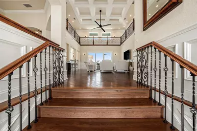 231 Midway Island, Clearwater Beach, FL 33767 - Photo 5