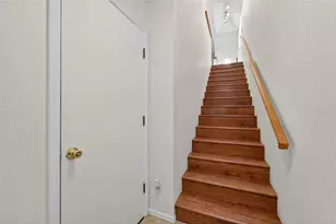 9558 Tara Cay Ct, Seminole, FL 33776 - Photo 5