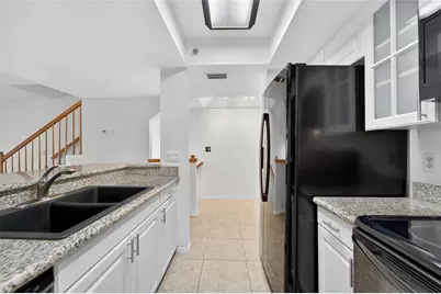 9558 Tara Cay Court #21, Seminole, FL 33776 - Photo 17