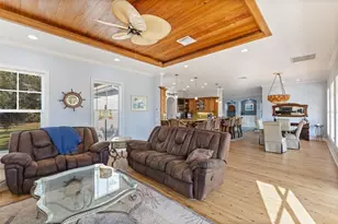 450 Bayshore Dr, Terra Ceia, FL 34250 - Photo 27