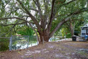 6715 River Rd, Tampa, FL 33615 - Photo 5