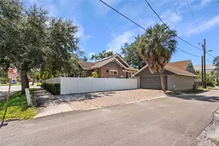 1207 9th Ave N, Saint Petersburg, FL 33705 - Photo 51