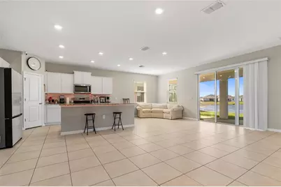 3914 Lively Coral Place, Bradenton, FL 34208 - Photo 7