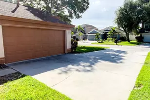 479 Briland St, Tarpon Springs, FL 34689 - Photo 5