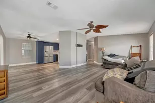 117 E St Annes Cir, Apollo Beach, FL 33572 - Photo 21