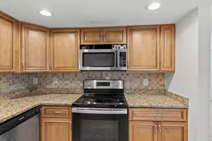 3426 Kimberly Oaks Dr, Holiday, FL 34691 - Photo 15