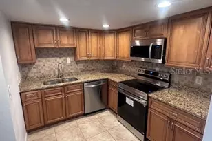 3426 Kimberly Oaks Dr, Holiday, FL 34691 - Photo 7