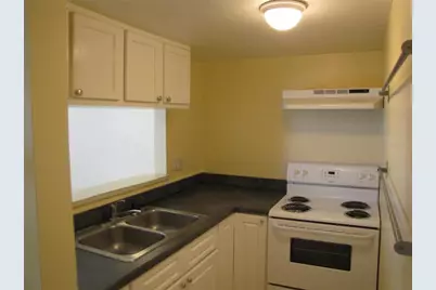 7137 E Bank Drive #7137, Tampa, FL 33617 - Photo 5