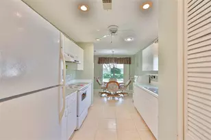 751 McCallister Ave, Sun City Center, FL 33573 - Photo 41