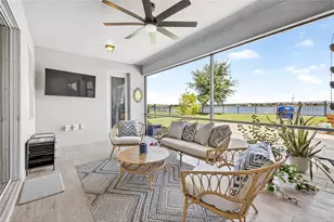 11761 Lake Lucaya Dr, Riverview, FL 33579 - Photo 5