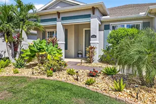 11761 Lake Lucaya Dr, Riverview, FL 33579 - Photo 9