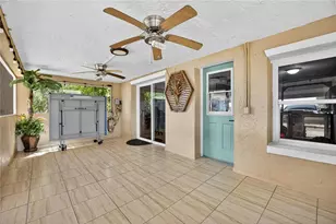 5426 Griffin View Dr, Lady Lake, FL 32159 - Photo 7