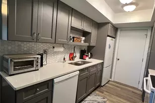 1614 Berwick Ct, Palm Harbor, FL 34684 - Photo 9