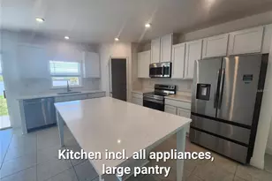 32118 Pond Apple Bnd, San Antonio, FL 33576 - Photo 5