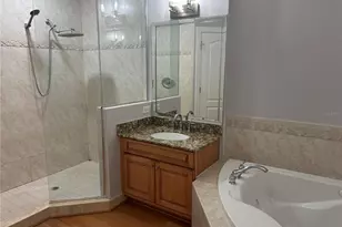 200 Brightwater Dr, Clearwater Beach, FL 33767 - Photo 23