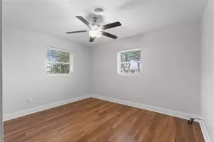 5529 Yorkshire Way, Sarasota, FL 34231 - Photo 25