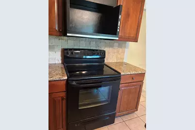 6645 1st Avenue N #307, Saint Petersburg, FL 33710 - Photo 7