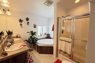 134 Americana Ct NE, Saint Petersburg, FL 33702 - Photo 19