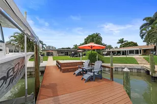 1220 81st St S, Saint Petersburg, FL 33707 - Photo 71
