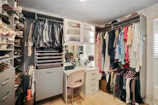 1220 81st St S, Saint Petersburg, FL 33707 - Photo 43