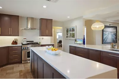 1220 81st Street S, Saint Petersburg, FL 33707 - Photo 13