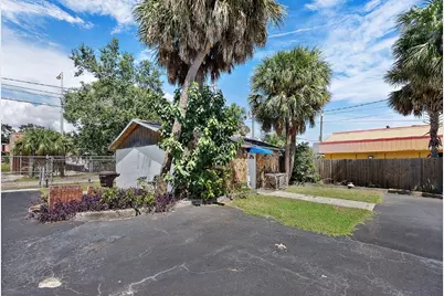 3425 22nd Avenue S, Saint Petersburg, FL 33711 - Photo 5