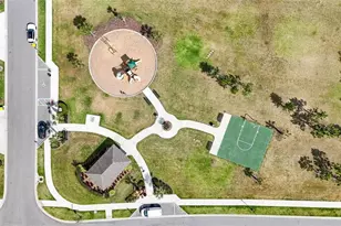 7847 Stonebrook Cir, Wesley Chapel, FL 33545 - Photo 5