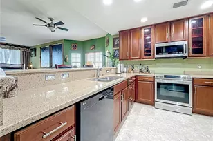 7296 Marathon Dr, Seminole, FL 33777 - Photo 13