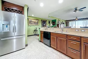 7296 Marathon Dr, Seminole, FL 33777 - Photo 9