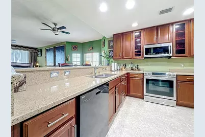 7296 Marathon Drive #406, Seminole, FL 33777 - Photo 7