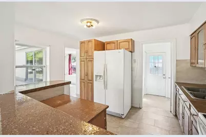 7544 37th Avenue N, Saint Petersburg, FL 33710 - Photo 13