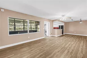 4455 Duhme Rd, Saint Petersburg, FL 33708 - Photo 17