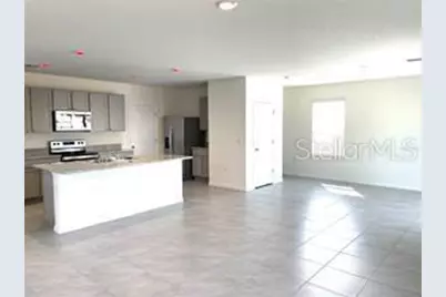 17031 Wave Tressle Place, Wimauma, FL 33598 - Photo 5