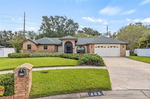 603 Cottage Grove Cir, Valrico, FL 33594 - Photo 3