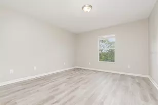 33501 Terragona Dr, Sorrento, FL 32776 - Photo 17