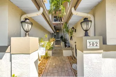 903 Pinellas Bayway S #302, Tierra Verde, FL 33715 - Photo 5