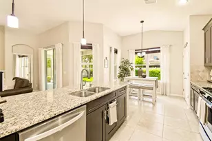 9264 Bella Vita Cir, Land O Lakes, FL 34637 - Photo 13