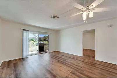 1010 Yellowbird Place, Sun City Center, FL 33573 - Photo 15