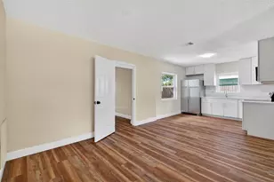 12432 136th Ln, Largo, FL 33774 - Photo 13