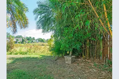 16517 Lake Heather Drive, Tampa, FL 33618 - Photo 35